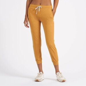 Vuori Performance Jogger Women's DreamKnit Joggers Medium Yellow